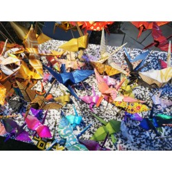 Origami Kranich aus Japan Papier